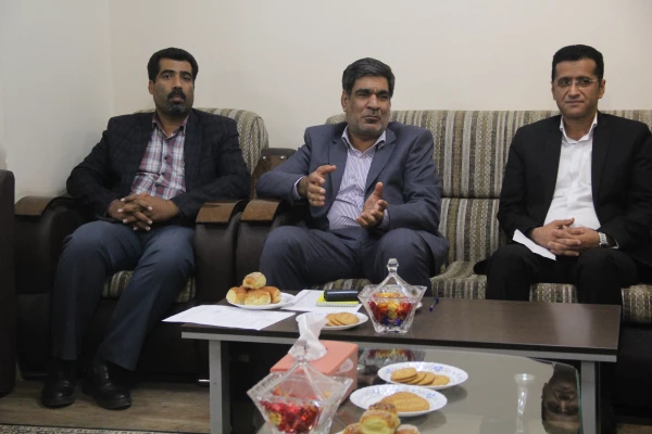 دیدار سرپرست و اعضای شورای مدیریت دانشگاه فرهنگیان هرمزگان با مدیرکل جدید آموزش و پرورش استان
 2