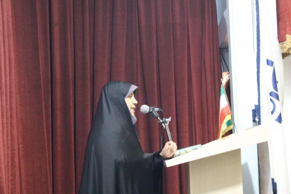 معاون دانشجویی به مناسبت روز دانشجو در پردیس شهید مفتح عنوان کرد:

یک دانشجو باید علاوه بر تقویت قوه علمی خود، به دیگر توانایی ها و ابعاد روحی و جسمی خود توجه کند 2