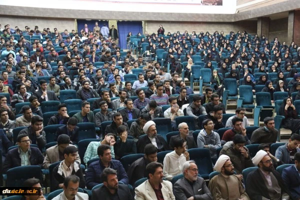 همایش سبک ازدواج آسان بر اساس عقل وعشق برگزار شد
 9