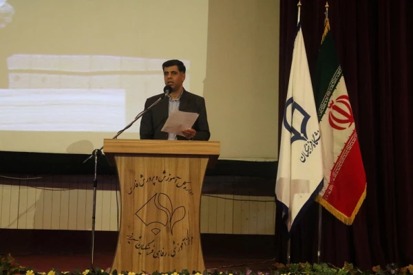 جلسه بزرگداشت روز دانشجو در دانشگاه فرهنگیان استان فارس
 4