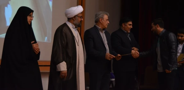 برگزاری مراسم گرامی داشت روز دانشجو دردانشگاه فرهنگیان کرمانشاه 6