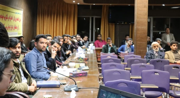 جلسه پرسش و پاسخ دانشجویی در دانشگاه فرهنگیان کرمان با حضور دکتر زاهدی نماینده مردم کرمان و راور در مجلس شورای اسلامی