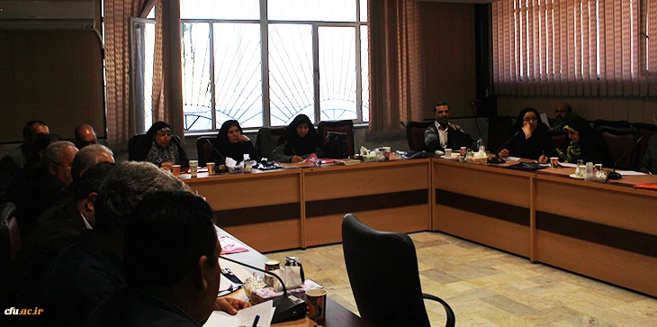 در بخش عصرگاهی کارگروه محتوایی استادان در تحقق سند تحول انجام شد:

تبیین الگوی نظارت، فاصله موجود و مطلوب نحوه اشاعه و اجرای سند تحول بنیادین 7