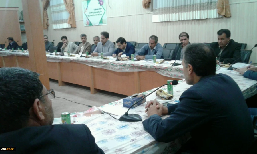 جلسه هم اندیشی با حضور دکترعلی محمدی و دکترمیریونسی وپشتیبانی سازمان ویژ اساتید