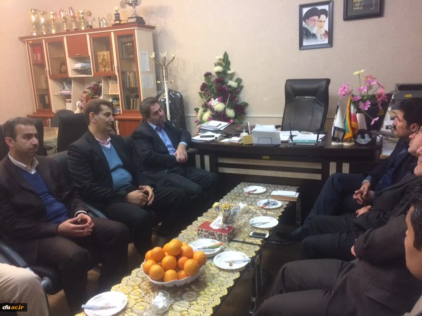 مهندس عبدالکریم حسین زاده نماینده محترم مردم شریف نقده و اشنویه در مجلس شورای اسلامی با دکتر محمودلو مدیر امور پردیس های استان آذربایجان غربی دیدار و گفتگو کرد 3