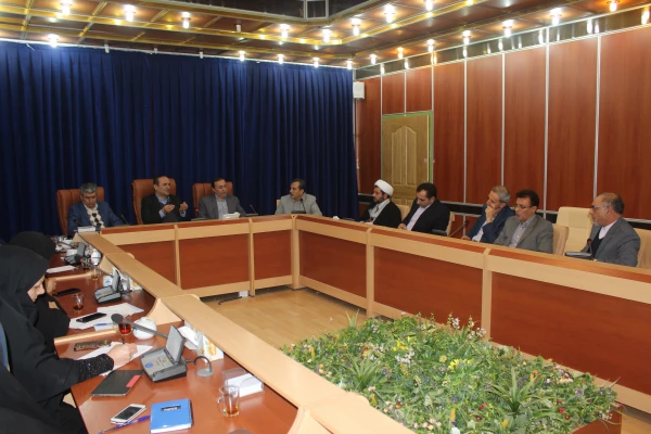 جلسه هیات امنای دانشگاه فرهنگیان ایلام در استانداری