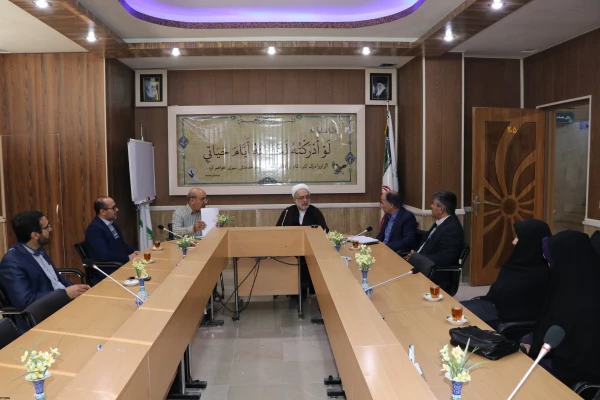 سرپرست امور پردیس های دانشگاه فرهنگیان اصفهان در دیدار با ریاست بنیاد مهدویت :
تعالی دانشجو معلمان در معارف مهدویت ضروی و راهگشا است.