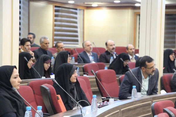 معاون دانشجویی دانشگاه فرهنگیان در دوره بالندگی معاونت دانشجویی:

تندرستی و امنیت دو شرط اصلی در ارتقاء و پیشرفت
 6