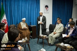 امام جمعه قزوین در دیدار مسئولین ودانشجویان دانشگاه فرهنگیان استان قزوین گفت: پس از انقلاب سرمایه های امیدبخش فراوانی در کشور به وجود آمده است. 3