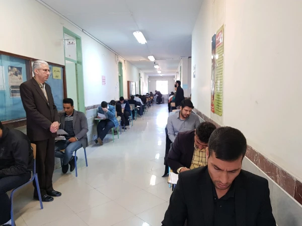 آزمون جبرانی اصلح در پردیس شهید باهنر استان مرکزی برگزار شد 4