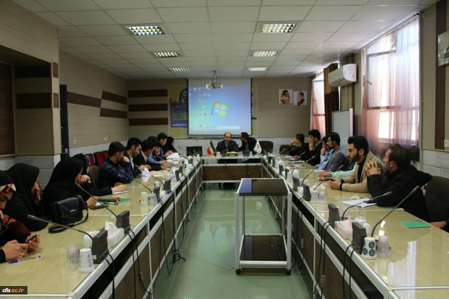 معاون پیشگیری و حفاظت فیزیکی دفتر مرکزی حراست:

احصاء، دسته بندی مشکلات و ارائه راهکارهای نو و خلاقانه از سوی شورای صنفی بهترین راهکار برای پیشبرد اهداف دانشگاه است