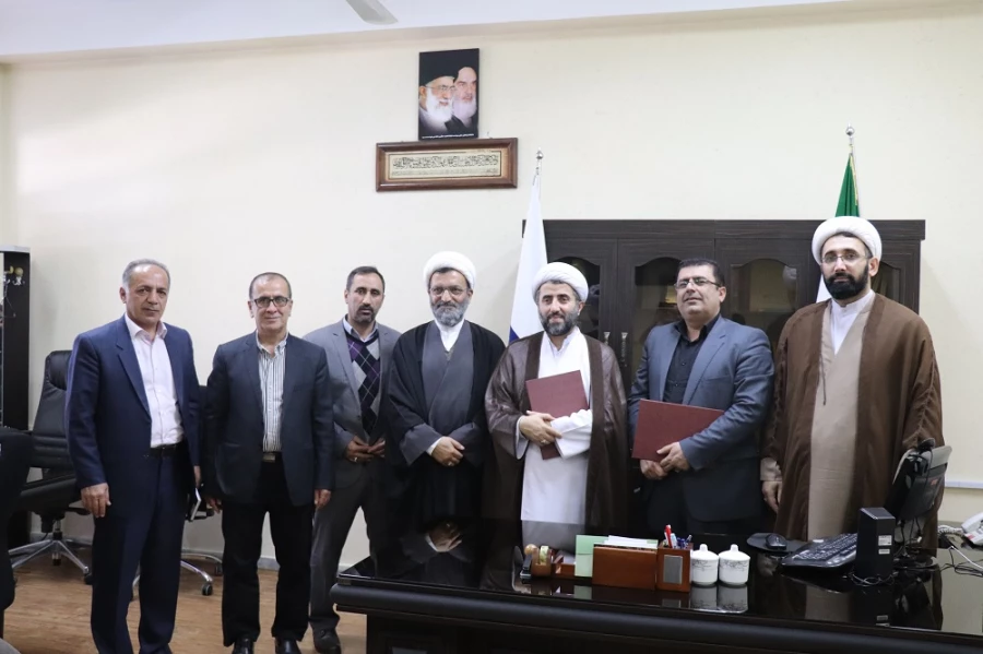 در هفته پژوهش 97 صورت گرفت:
انعقاد تفاهم نامه همکاری مابین دانشگاه فرهنگیان و دانشگاه پیام نور استان مازندران