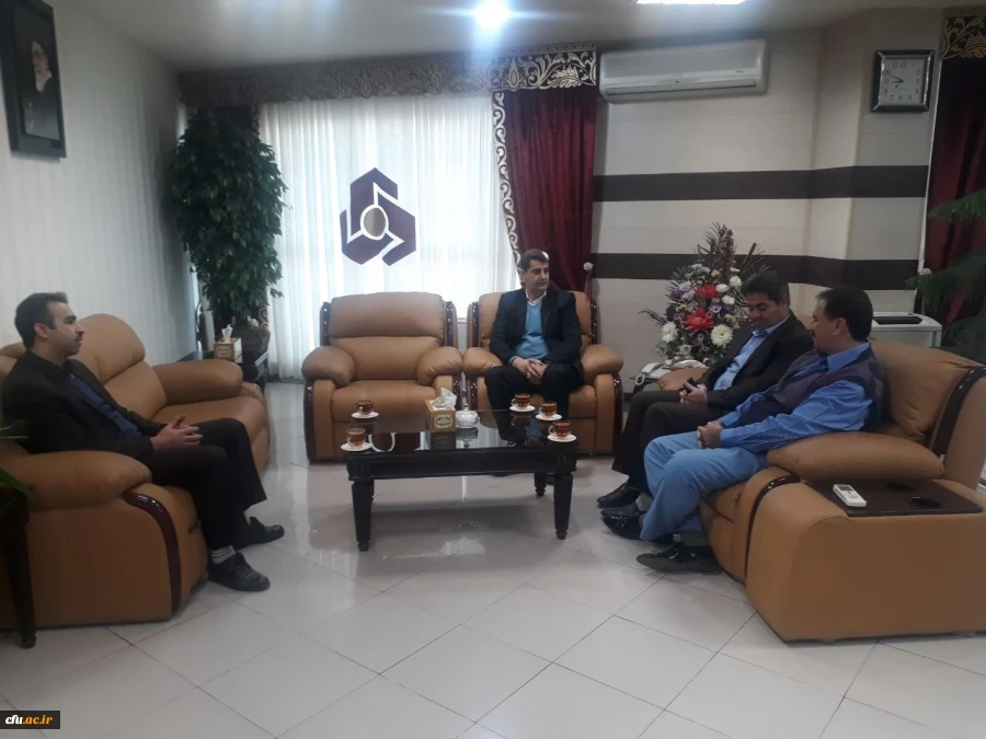 مدیر امور شعب بانک ملت استان آذربایجان غربی در دیدار با سرپرست امور پردیس های استان آذربایجان غربی:

فرهنگیان قشر فرهیخته ای هستند که دین بزرگی بر جامعه دارند
 2