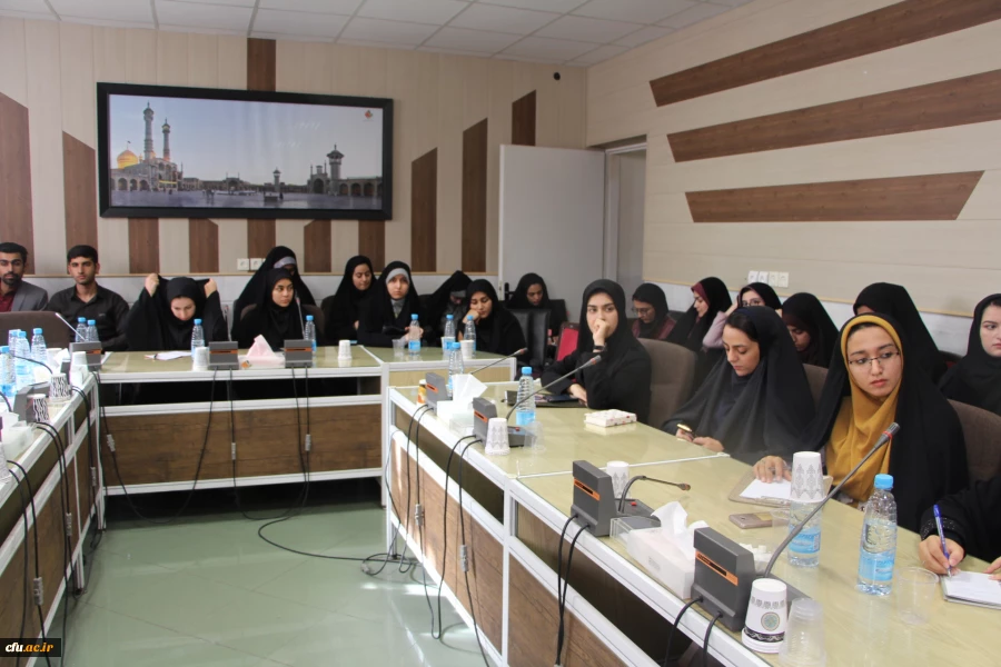 دکتر روحی مدیرکل تربیت بدنی دانشگاه فرهنگیان در نشست صمیمی با دبیران شورای صنفی دانشجومعلمان سراسر کشور

اهمیت کار داوطلبانه در دوران دانشجویی حائز اهمیت است