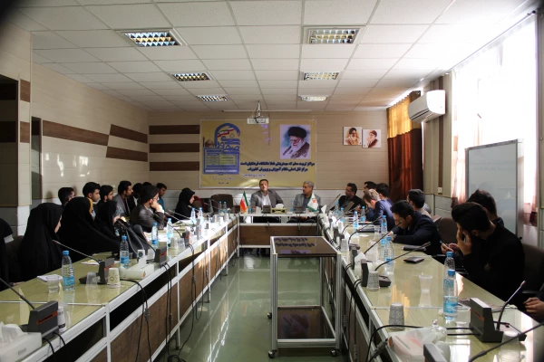 دکتر نصرآبادی مدیرکل حقوقی دانشگاه فرهنگیان در پنجمین دوره بالندگی دبیران شورای صنفی سراسر کشور عنوان کرد:

افزایش آگاهی دانشجویان نسبت به قوانین و اطلاعات حقوقی ضروری است 3