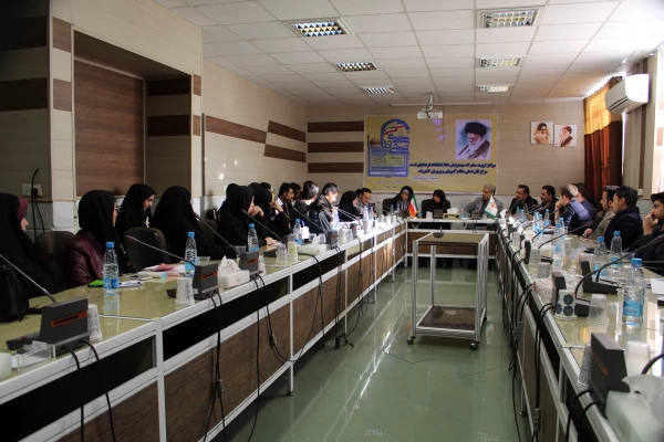 دکتر نصرآبادی مدیرکل حقوقی دانشگاه فرهنگیان در پنجمین دوره بالندگی دبیران شورای صنفی سراسر کشور عنوان کرد:

افزایش آگاهی دانشجویان نسبت به قوانین و اطلاعات حقوقی ضروری است 2