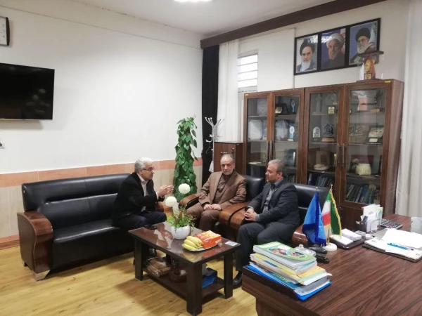 بازدید مدیر کل آموزش و پرورش خراسان جنوبی از پردیس شهید باهنر بیرجند
رشد 50 درصدی پذیرش دانشجو معلم در خراسان جنوبی نسبت به سال 96 2