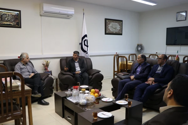 سرپرست دانشگاه فرهنگیان استان اصفهان در دیدار با ریاست دانشگاه صنعتی مالک اشتر :
رسالت دانشگاه فرهنگیان تربیت معلم، تراز جمهوری اسلامی است.