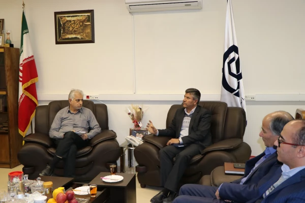 سرپرست دانشگاه فرهنگیان استان اصفهان در دیدار با ریاست دانشگاه صنعتی مالک اشتر :
رسالت دانشگاه فرهنگیان تربیت معلم، تراز جمهوری اسلامی است.