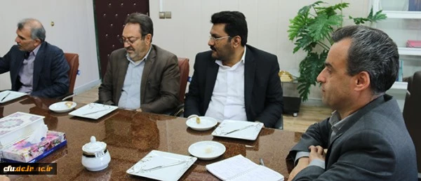 دیدار مدیران سابق مراکز تربیت معلم با سرپرست امور پردیس های دانشگاه فرهنگیان یزد
 2