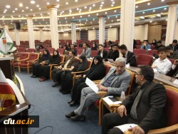 دکتر احمدی مشاور رئیس دانشگاه فرهنگیان در امور زنان خطاب به دبیران شورای صنفی:

پازل زندگی شما قطعاتی دارد که در کنار هم قرار گرفتن صحیح قطعات موجب نور افشانی می شود. 4