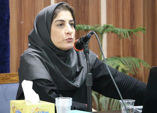 خانم دکترهاشمی استاد پژوهشگردانشگاه مازندران:
یادگیری دانش آموز اتفاق نمی افتد مگر زمانی که یادگیری درست برای معلم اتفاق بیفتد
 5