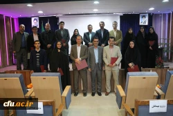 خانم دکترهاشمی استاد پژوهشگردانشگاه مازندران:
یادگیری دانش آموز اتفاق نمی افتد مگر زمانی که یادگیری درست برای معلم اتفاق بیفتد
 7