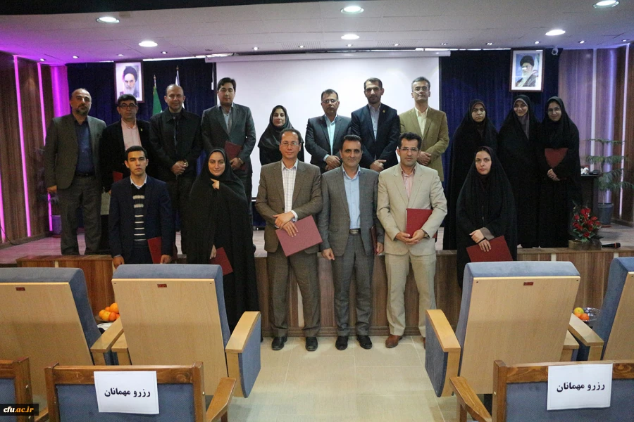 خانم دکترهاشمی استاد پژوهشگردانشگاه مازندران:
یادگیری دانش آموز اتفاق نمی افتد مگر زمانی که یادگیری درست برای معلم اتفاق بیفتد
 7