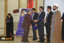 برگزاری مراسم گرامیداشت هفته پژوهش در دانشگاه فرهنگیان هرمزگان و تجلیل از پژوهشگران دانشگاه
 6