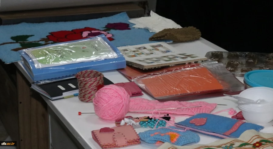 برپایی نمایشگاه عفاف و حجاب در پردیس شهید باهنر دانشگاه فرهنگیان کرمان