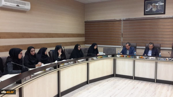 جلسه معاون پژوهش و فناوری دانشگاه فرهنگیان کشور با دانشگاه فرهنگیان ایلام