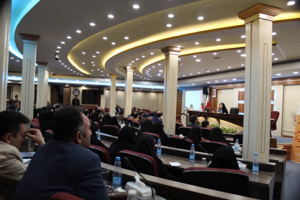 دومین روز دوره بالندگی کارشناسان تربیت بدنی با انجام 3 کارگاه آموزشی برگزار گردید. 8