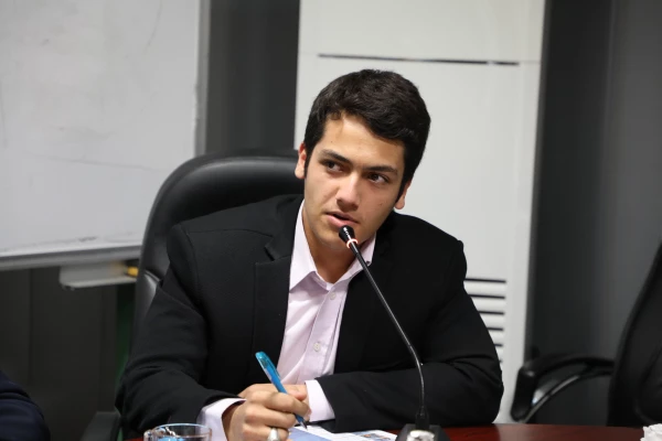 تقدیر از نمایندگان دانشجو معلمان در نشست صمیمی با وزیر آموزش و پرورش 3