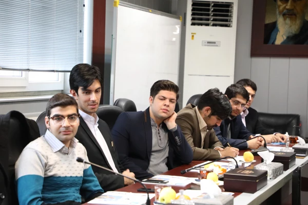 تقدیر از نمایندگان دانشجو معلمان در نشست صمیمی با وزیر آموزش و پرورش 7