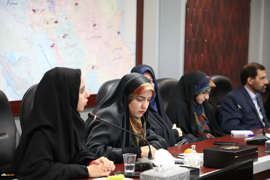 تقدیر از نمایندگان دانشجو معلمان در نشست صمیمی با وزیر آموزش و پرورش 11