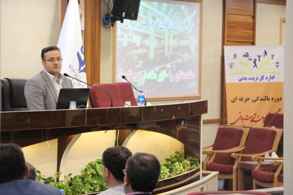 دکتر نصر آبادی مدیرکل حقوقی دانشگاه در کارگاه آموزشی حقوق ورزشی کارشناسان تربیت بدنی:خ

حقوق ورزشکاران، داوران و مسئولین باشگاه های ورزشی را یادآور شد. 3