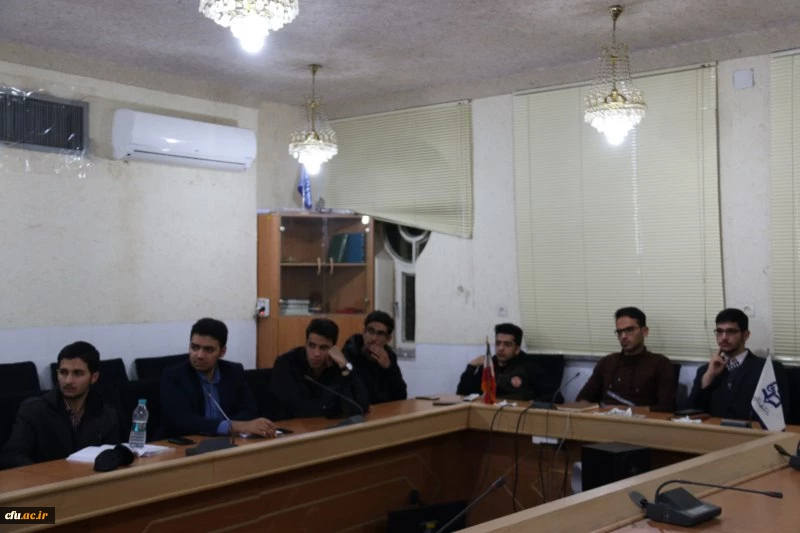 در راستای برگزاری هفته پژوهش و فناوری، تشکیل شد:
نشست علمی – تخصصی با عنوان « هوش سازمانی: استلزام تربیت معلم هوشمند در هزاره سوم» 4