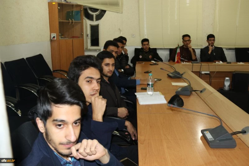 در راستای برگزاری هفته پژوهش و فناوری، تشکیل شد:
نشست علمی – تخصصی با عنوان « هوش سازمانی: استلزام تربیت معلم هوشمند در هزاره سوم» 5