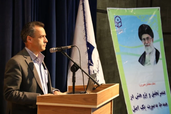 برگزاری مراسم هفته پژوهش در دانشگاه فرهنگیان یزد
 5