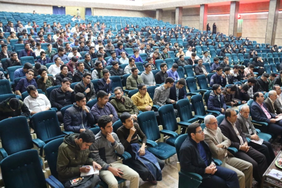 برگزاری مراسم هفته پژوهش در دانشگاه فرهنگیان یزد
 9