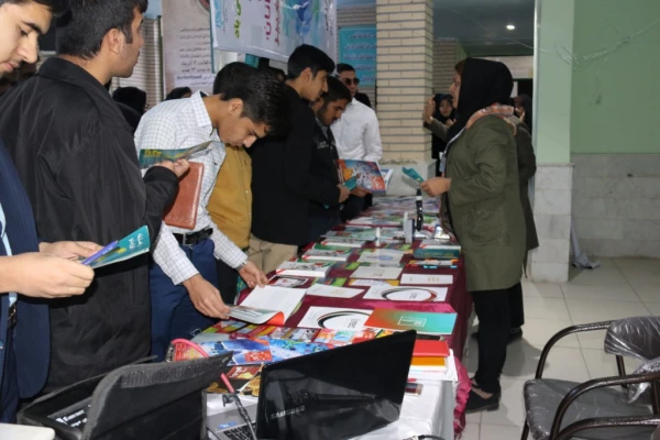 برگزاری مراسم هفته پژوهش در دانشگاه فرهنگیان یزد
 13