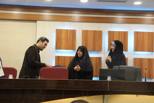 در اختتامیه چهارمین دوره بالندگی کارشناسان تربیت بدنی عنوان شد:
نقش مهم تربیت بدنی در ایجاد محیطی شاد و لذت بخش در سراهای دانشجویی
 4