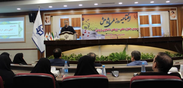 برگزاری جلسه روسای کارگروه های تامین و تولید محتوای آموزشی دانشگاه فرهنگیان در قم 3