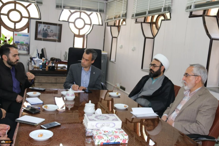 دیدار صدیقی، مسئول بسیج دانشجویی دانشگاه فرهنگیان کشور با سرپرست دانشگاه فرهنگیان یزد 6