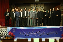 معاون پژوهشی و فناوری در اختتامیه روز پژوهش عنوان کرد:

پرهیز ازپژوهش هایی با شاخص های بی ریشه و رقابت های بی ثمر در این حوزه 6