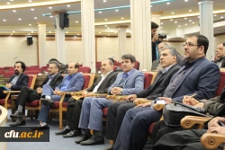 معاون پژوهشی و فناوری در اختتامیه روز پژوهش عنوان کرد:

پرهیز ازپژوهش هایی با شاخص های بی ریشه و رقابت های بی ثمر در این حوزه 7