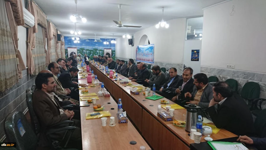 جلسه هم اندیشی اساتید مرکز آموزش عالی شهید مدنی(ره) قم با حضور دکتر  محمدی معاونت فرهنگی دانشگاه فرهنگیان