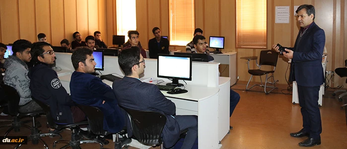 به مناسبت هفته پژوهش و فناوری، در دانشگاه فرهنگیان یزد برگزار شد:

کارگاه آموزشی « عصرفناوری اینترنت اشیاء، آشنایی با شبکه های حسگر بی سیم و رزبری پای» 2