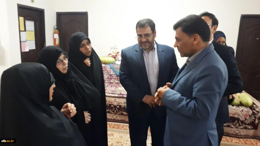 مراسم شب یلدای پردیس حضرت معصومه(س) قم با حضور صمیمی دکتر محمدی معاونت فرهنگی دانشگاه فرهنگیان