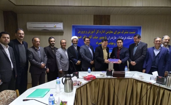 نشست مشترک شورای معاونین اداره کل آموزش و پرورش با دکتر خنیفر 3